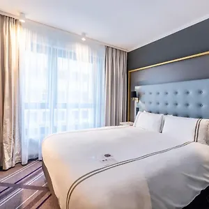 https://premier-inn-dresden-city-prager-strasse.dresdenhotels.net