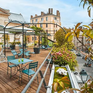 College 4* Lyon