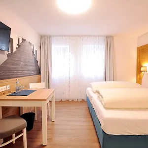 gastehaus-zur-krone.com-bavaria.com/